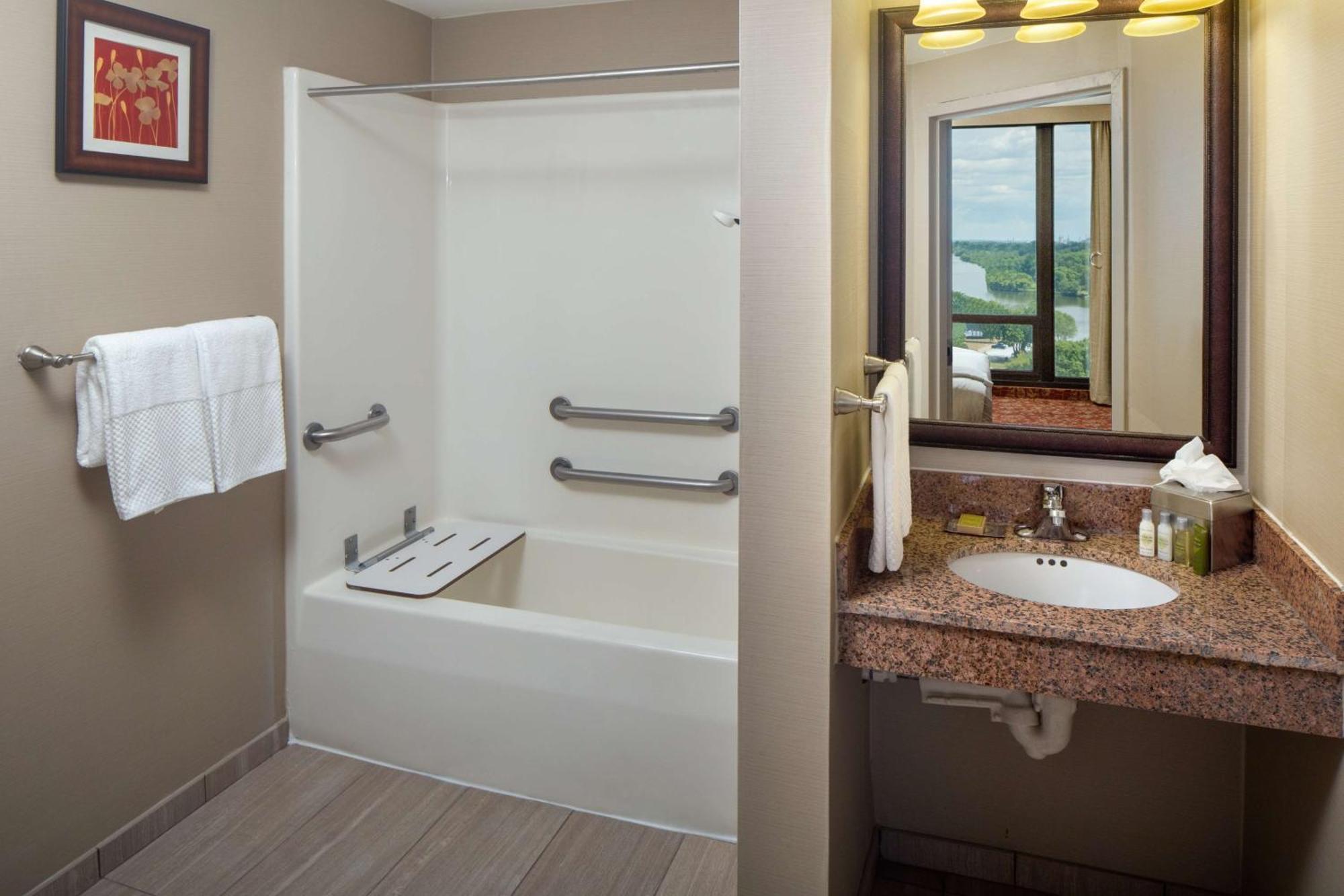 Doubletree By Hilton Cherry Hill Philadelphia Экстерьер фото